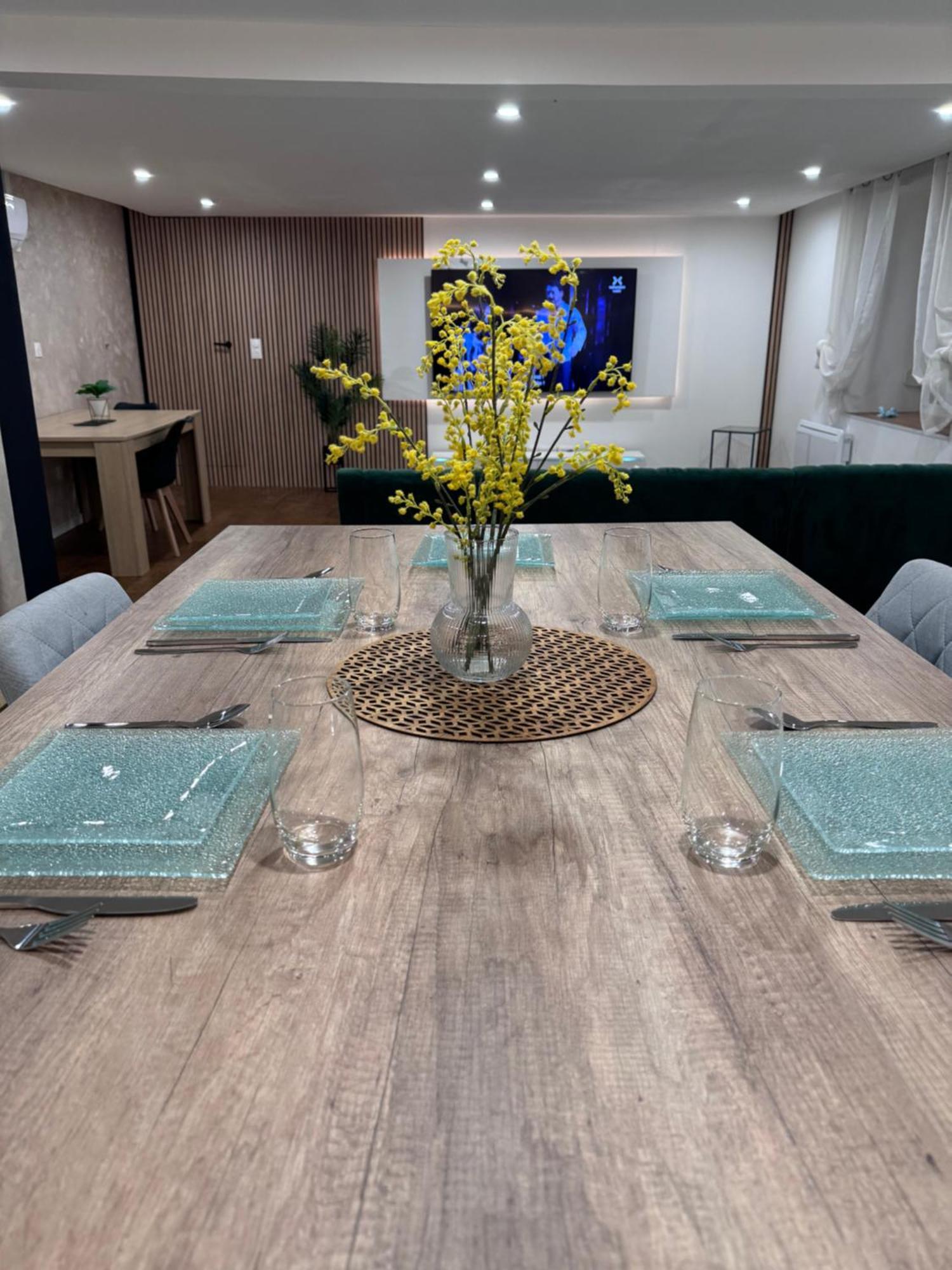 Appartement Moderne Champsevraine Bagian luar foto