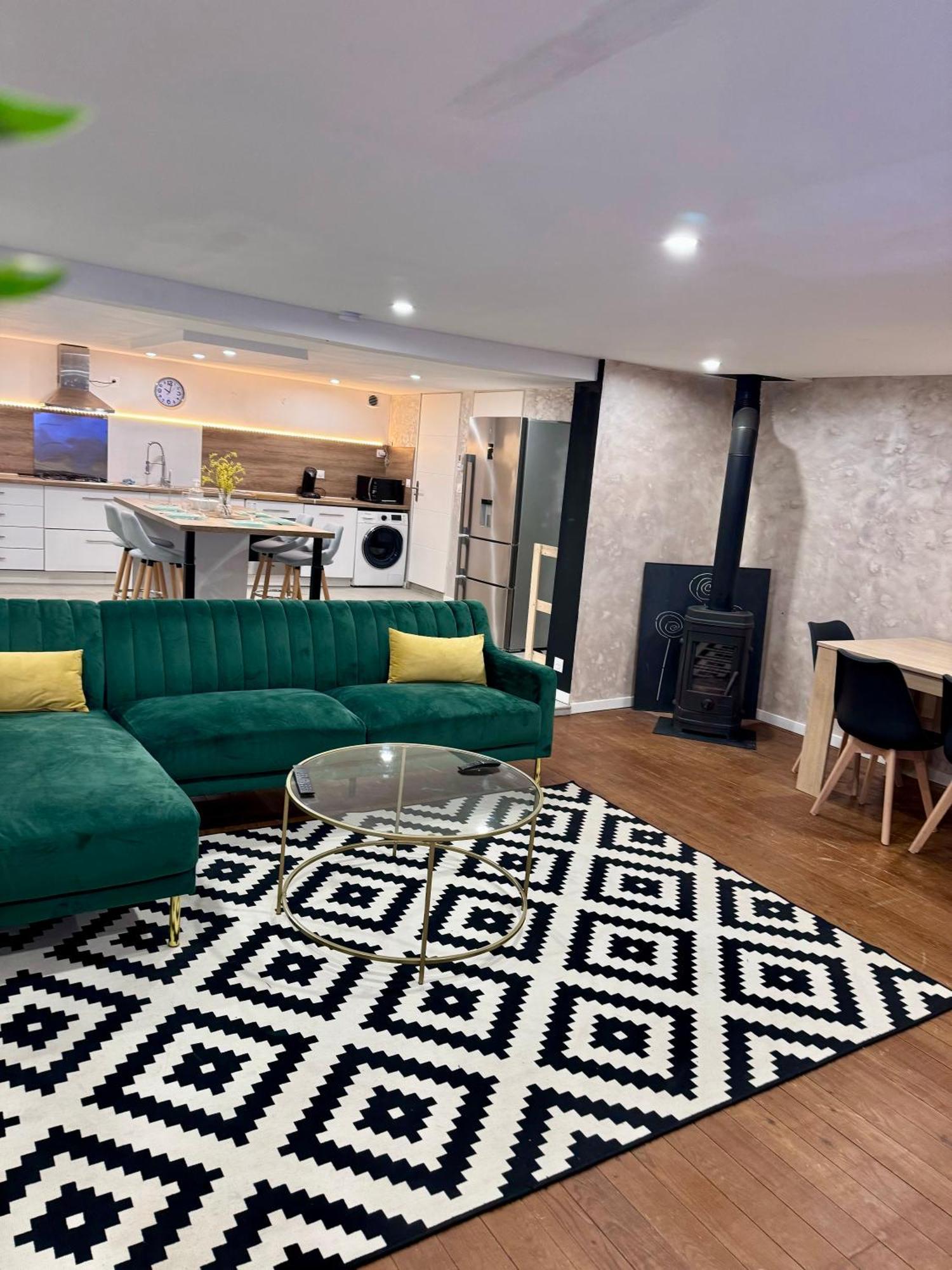Appartement Moderne Champsevraine Bagian luar foto