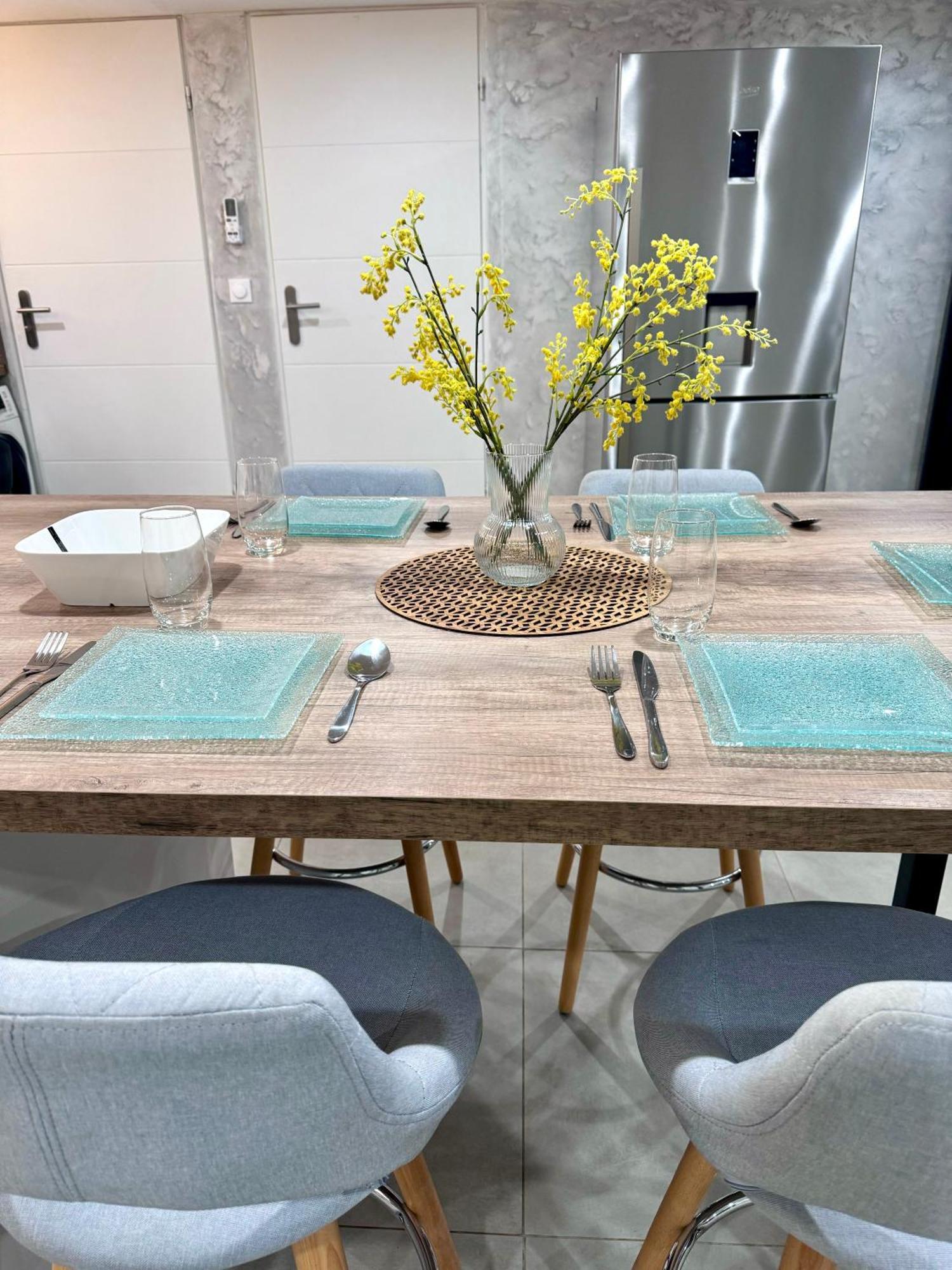 Appartement Moderne Champsevraine Bagian luar foto